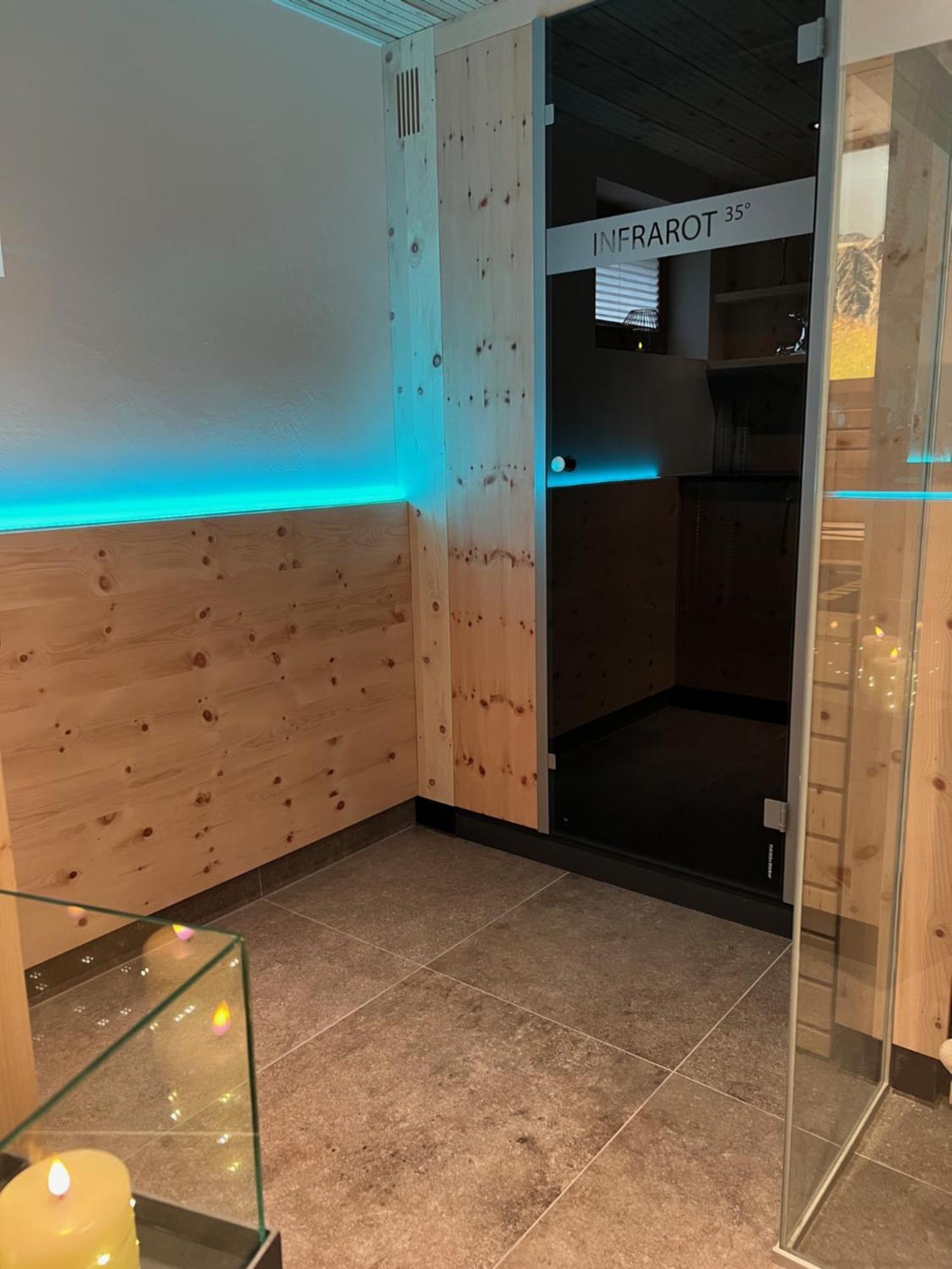 Hotel Pension Siggi 皮茨河谷圣莱昂哈德 外观 照片